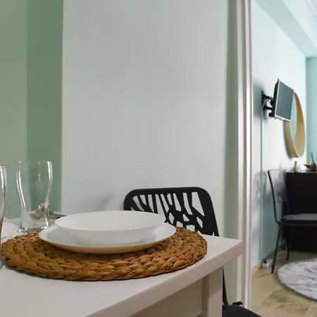 Center 2 * קלמאטה